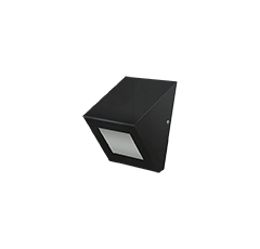 El aplique Mini 4108 es una luminaria diseñada para uso interior o exterior. Está fabricado en aluminio con un difusor de vidrio satinado e incluye tecnología LED de 1x3 W con fuente.